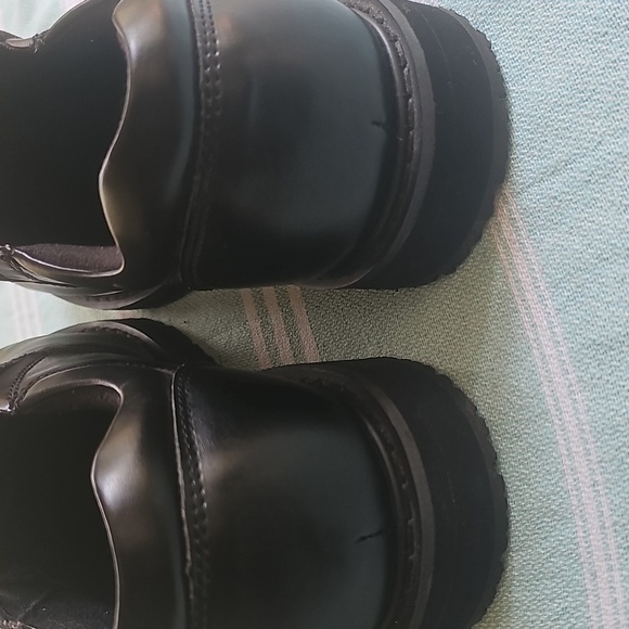 Dr Scholls Oil And Slip Resistant Shoes MENS 8.5 WIDE Like New *FLAW* - Picture 3 of 6